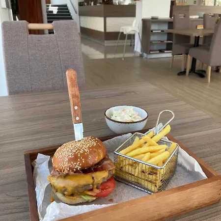 Nautilus étterem és Panzió Vendégház