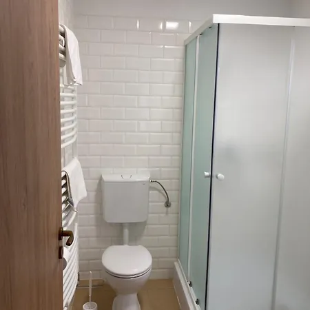 Nautilus Etterem Es Panzio 3*
