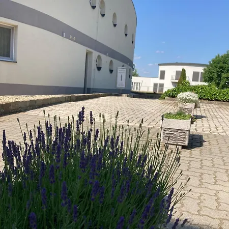 Nautilus étterem és Panzió 3*