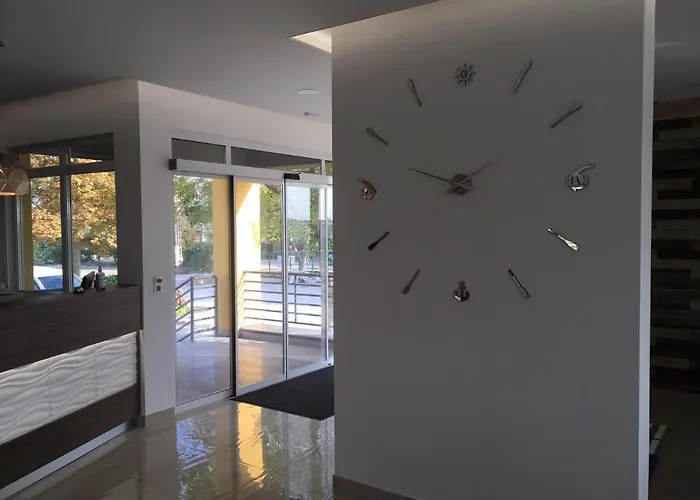 Nautilus Etterem Es Panzio 3*