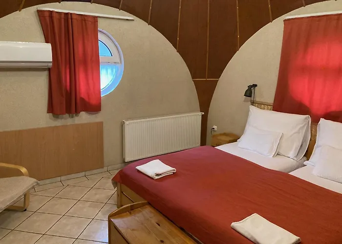 Nautilus Etterem Es Panzio Гостевой дом Дабаш