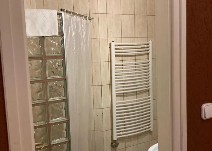 Nautilus Etterem Es Panzio Gæstehus 3*